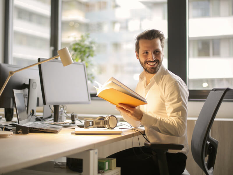 Presentrak employee attendance and payroll software dashboard